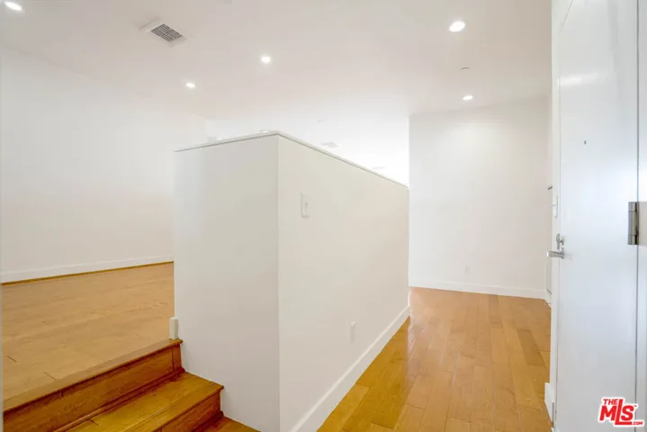3810 Wilshire Boulevard 1911, Los Angeles, California 90010