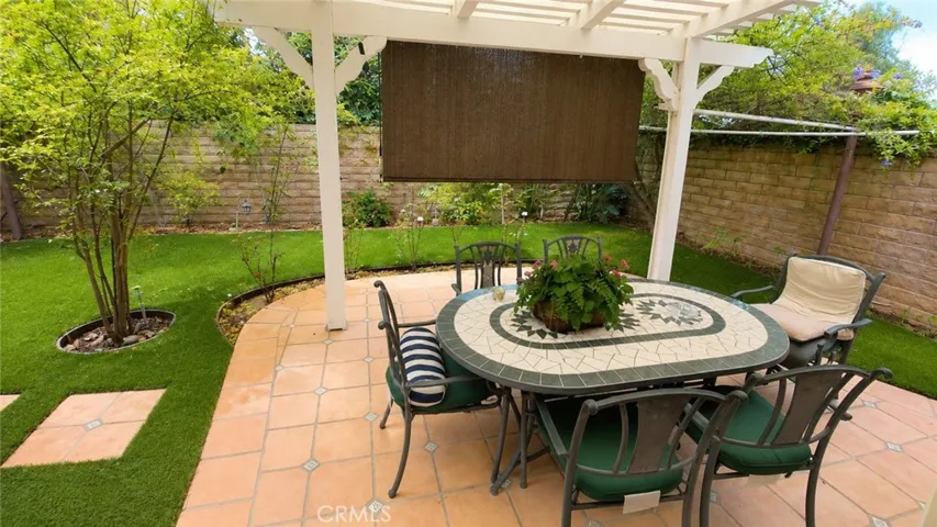 377 Anzio, Oak Park, California 91377