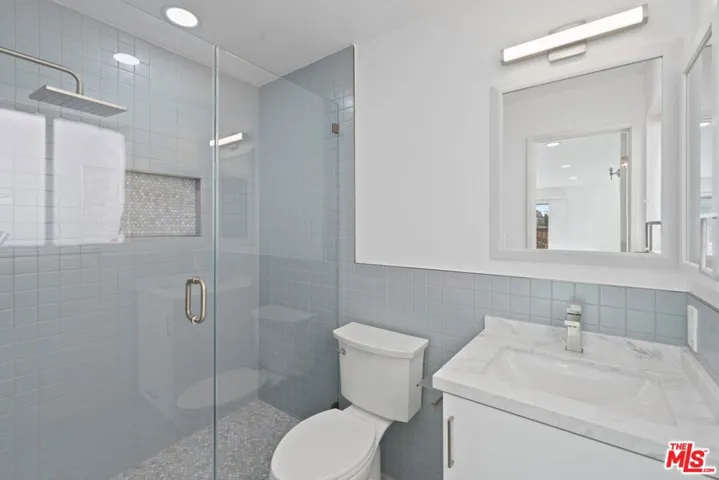 122 Buccaneer Street 3, Marina Del Rey, California 90292