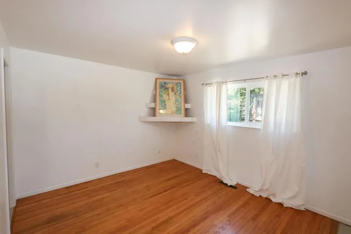 142 Sir Francis Court, Capitola, California 95010