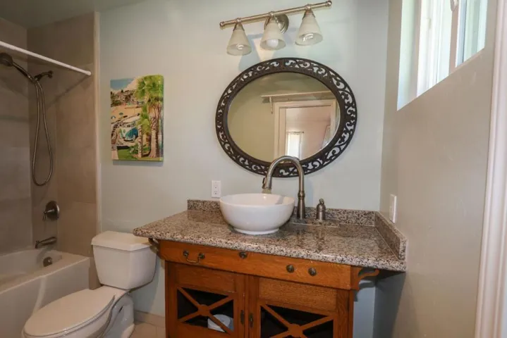 142 Sir Francis Court, Capitola, California 95010