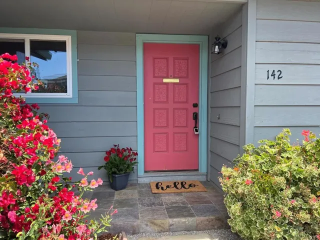 142 Sir Francis Court, Capitola, California 95010