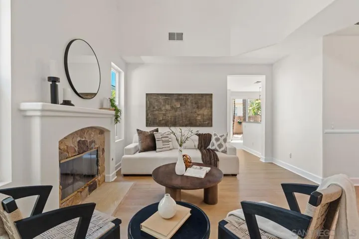 13051 Camino Bautizo, San Diego, California 92130