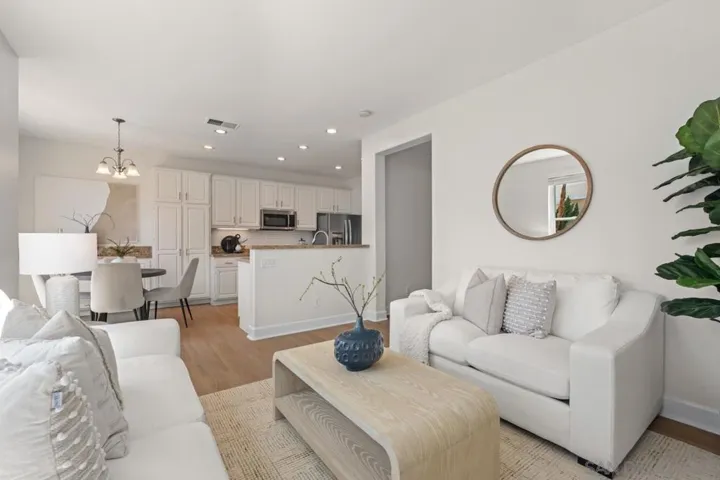 13051 Camino Bautizo, San Diego, California 92130