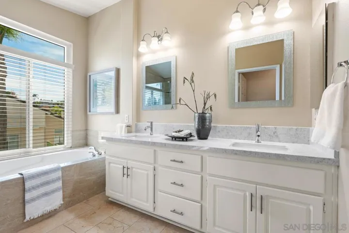 13051 Camino Bautizo, San Diego, California 92130