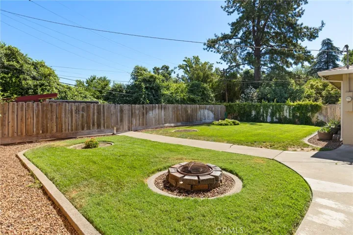 588 El Reno Dr, Chico, California 95973