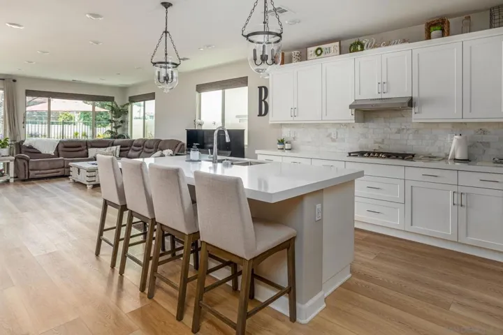 2054 Bruno Place, Escondido, California 92026