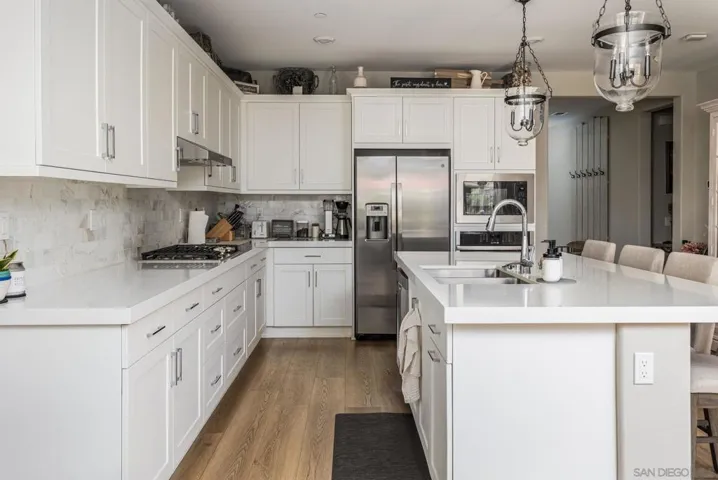 2054 Bruno Place, Escondido, California 92026