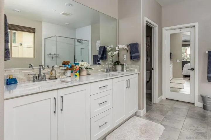 2054 Bruno Place, Escondido, California 92026