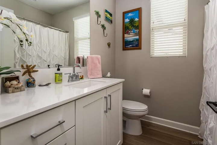 2054 Bruno Place, Escondido, California 92026