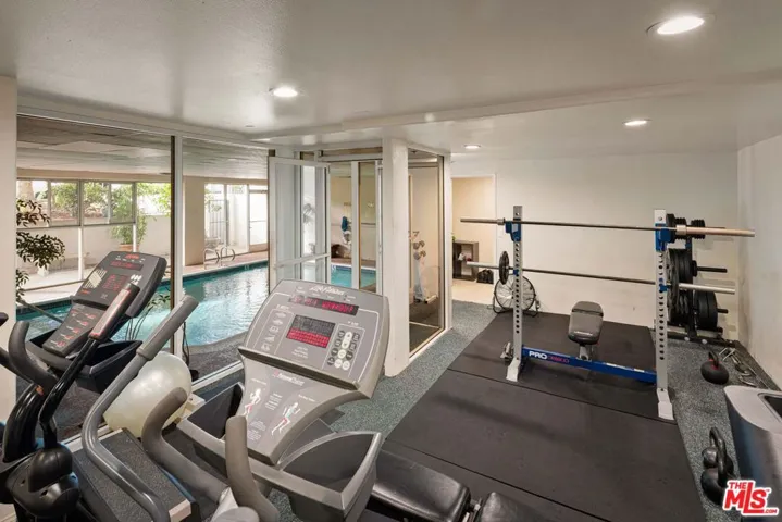 11690 Montana Avenue Ph301, Los Angeles, California 90049