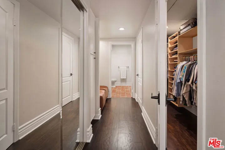 11690 Montana Avenue Ph301, Los Angeles, California 90049
