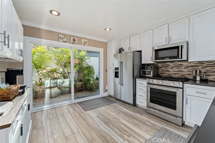 25891 Tree Top, Laguna Hills, California 92653