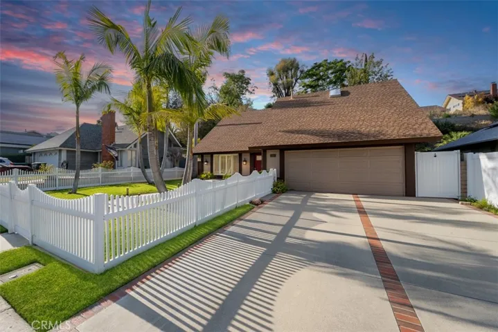 25891 Tree Top, Laguna Hills, California 92653