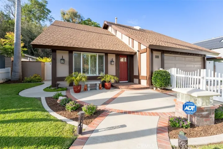 25891 Tree Top, Laguna Hills, California 92653