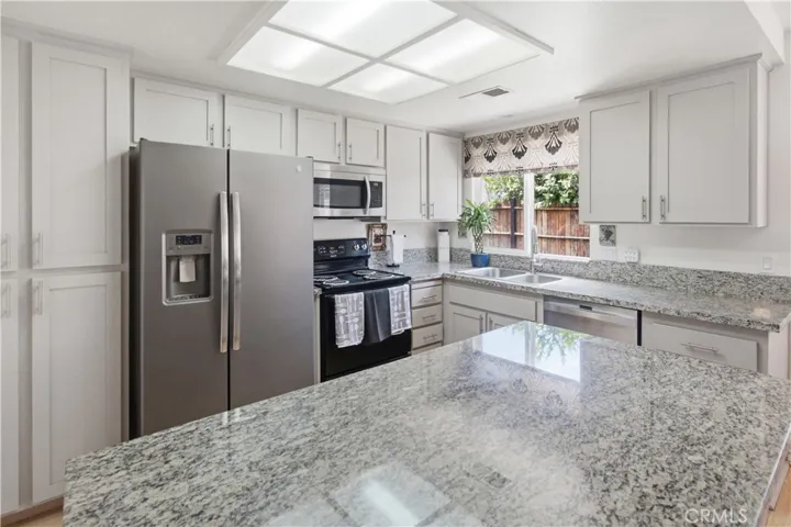 1604 Acacia Court, Chowchilla, California 93610