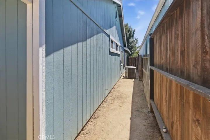 1604 Acacia Court, Chowchilla, California 93610