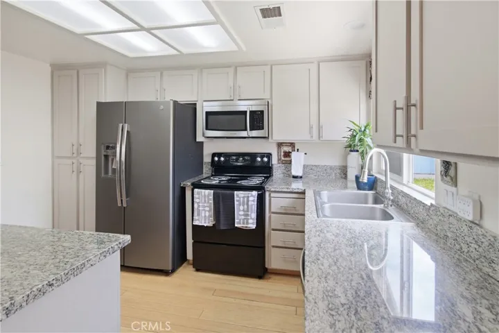 1604 Acacia Court, Chowchilla, California 93610
