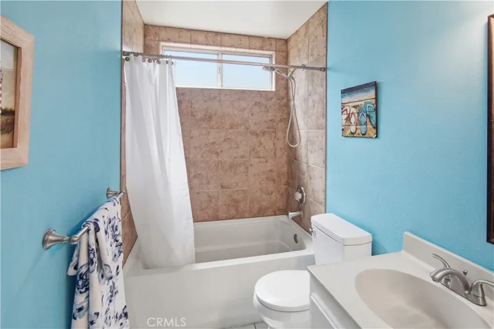 1604 Acacia Court, Chowchilla, California 93610