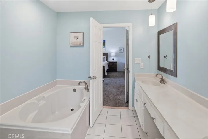 1604 Acacia Court, Chowchilla, California 93610