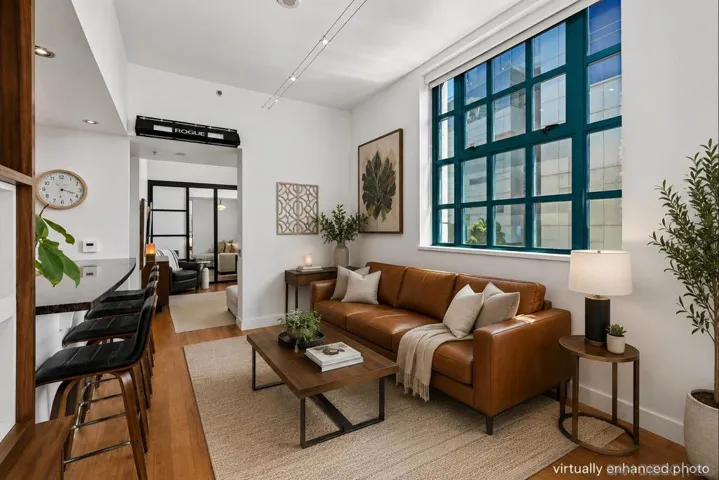 700 W E St 403, San Diego, California 92101