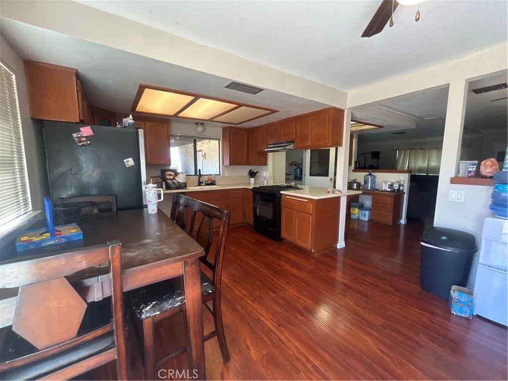 37111 Torres, Barstow, California 92311 — photo 4