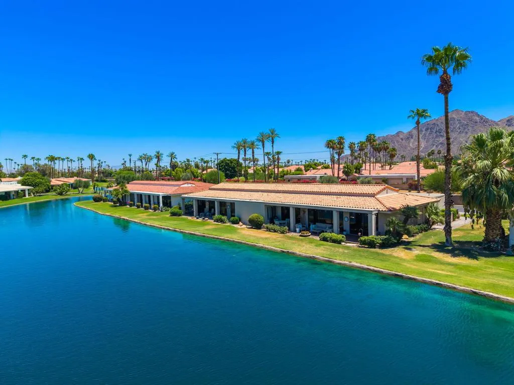 9-web-or-mls-KS_Lago_Miller_0726_009