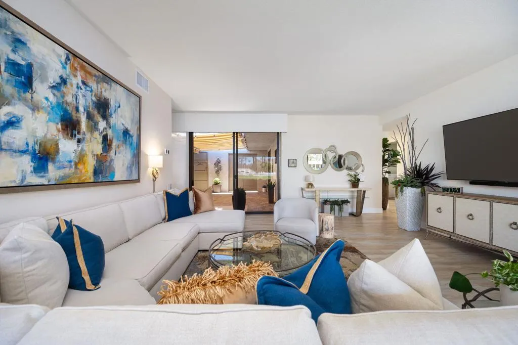 18-web-or-mls-KS_Lago_Miller_0726_018