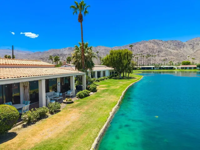 8-web-or-mls-KS_Lago_Miller_0726_008