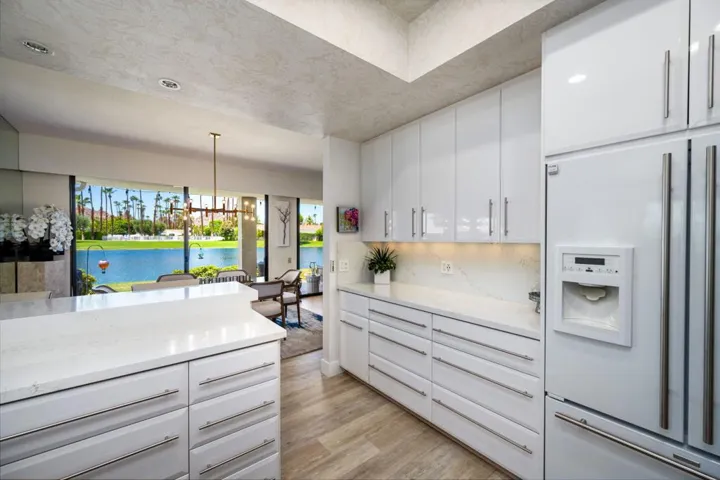 34-web-or-mls-KS_Lago_Miller_0726_034
