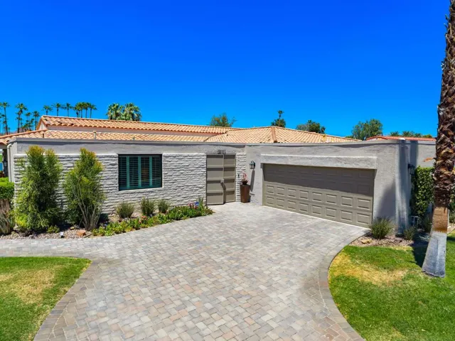 10-web-or-mls-KS_Lago_Miller_0726_010