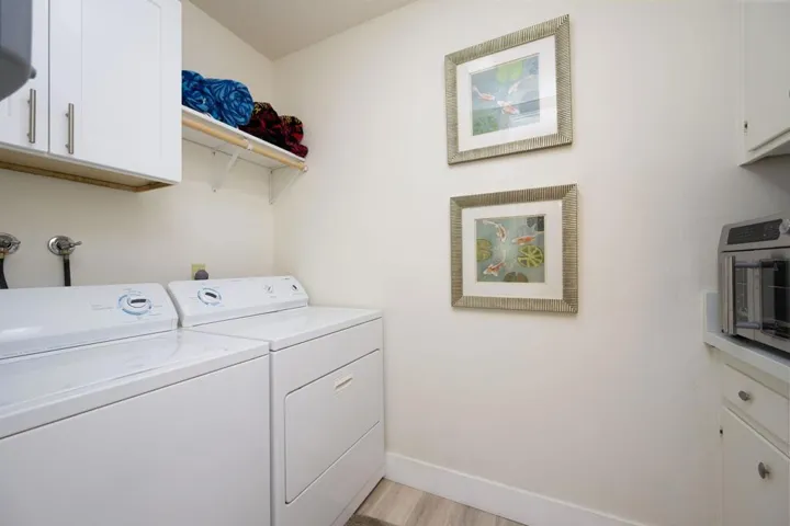 50-web-or-mls-KS_Lago_Miller_0726_050