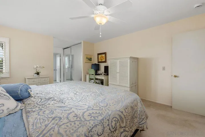 11355 Middle Ridge Terrace, San Diego, California 92128