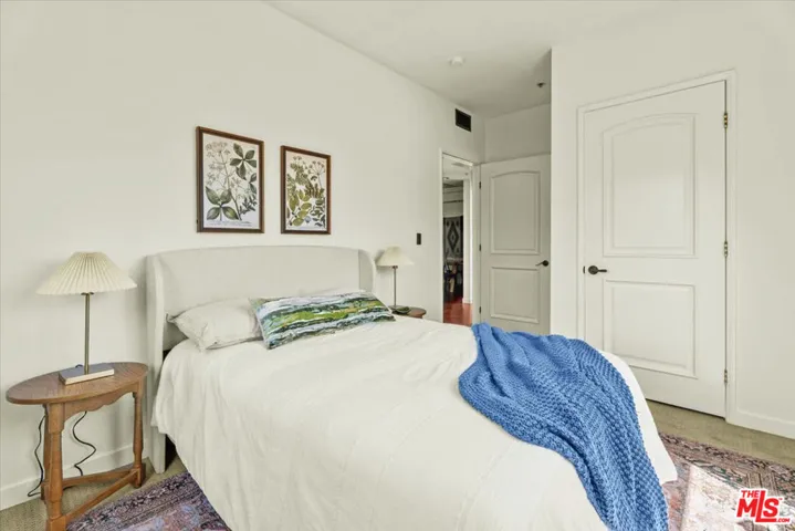 417 S Westmoreland Avenue 404, Los Angeles, California 90020