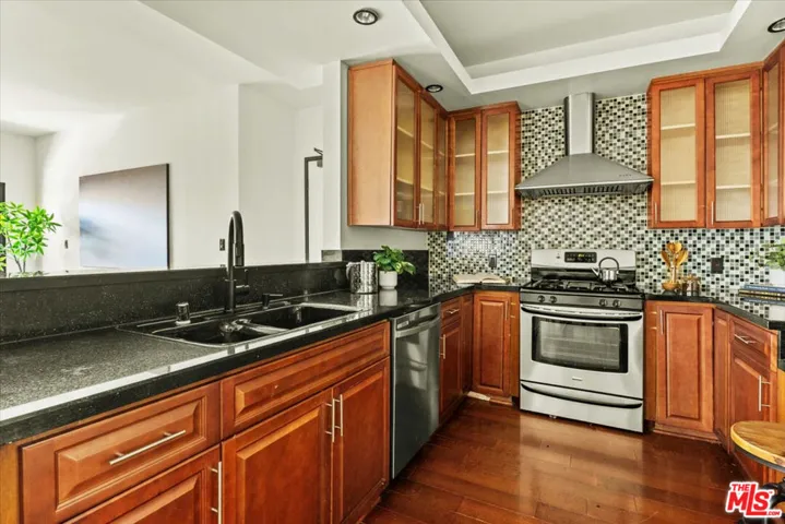 417 S Westmoreland Avenue 404, Los Angeles, California 90020