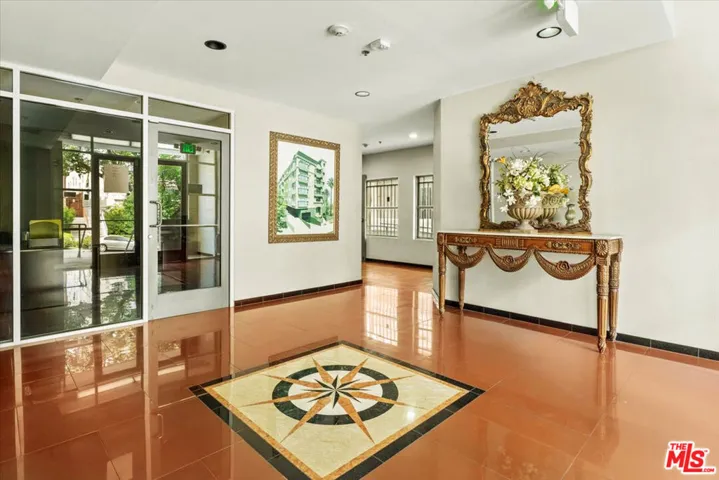 417 S Westmoreland Avenue 404, Los Angeles, California 90020