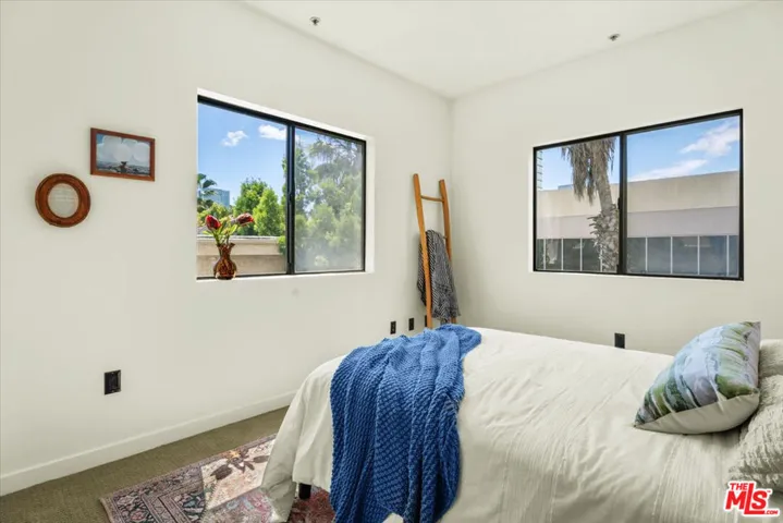 417 S Westmoreland Avenue 404, Los Angeles, California 90020