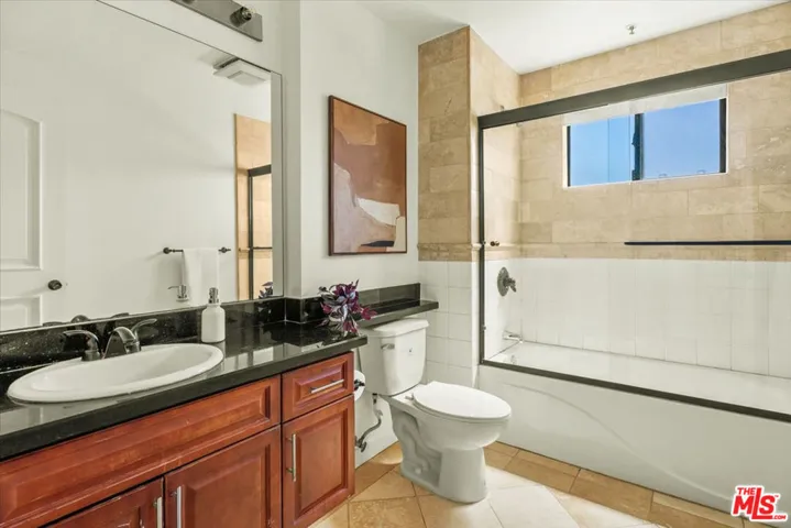 417 S Westmoreland Avenue 404, Los Angeles, California 90020