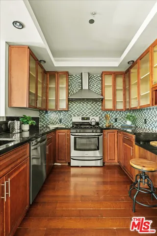 417 S Westmoreland Avenue 404, Los Angeles, California 90020