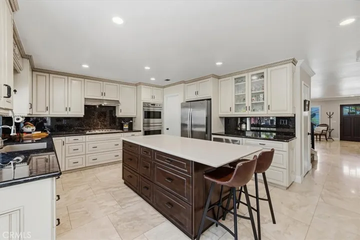 3256 Stargate Drive, Corona, California 92882