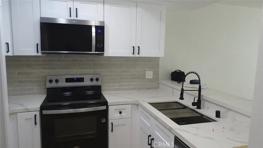 905 S Mountain Avenue, Ontario, California 91762