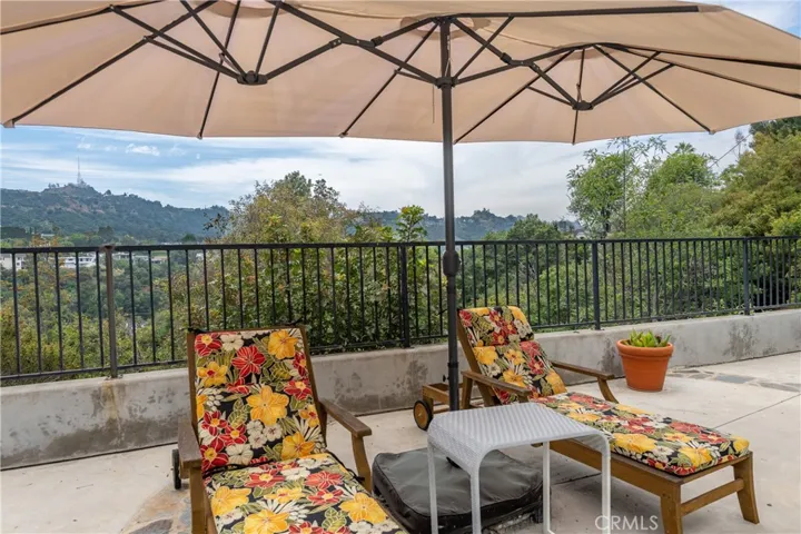 11446 Amanda Drive, Studio City, California 91604