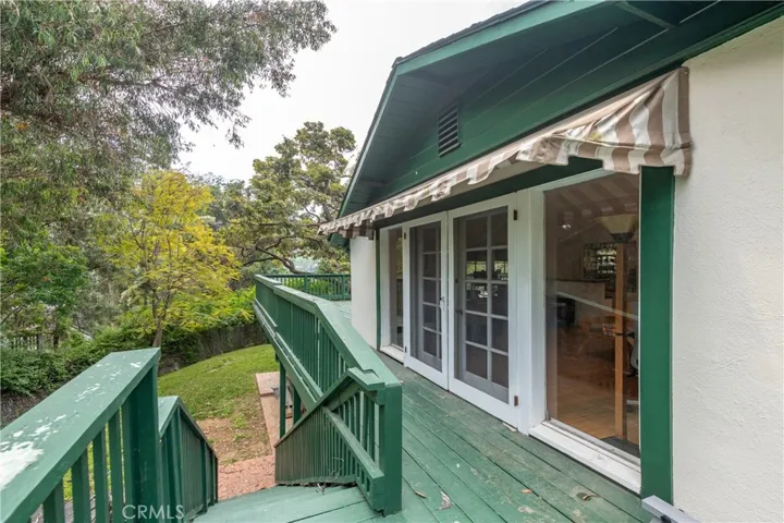 11446 Amanda Drive, Studio City, California 91604