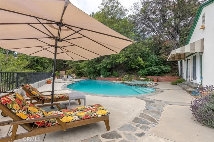 11446 Amanda Drive, Studio City, California 91604