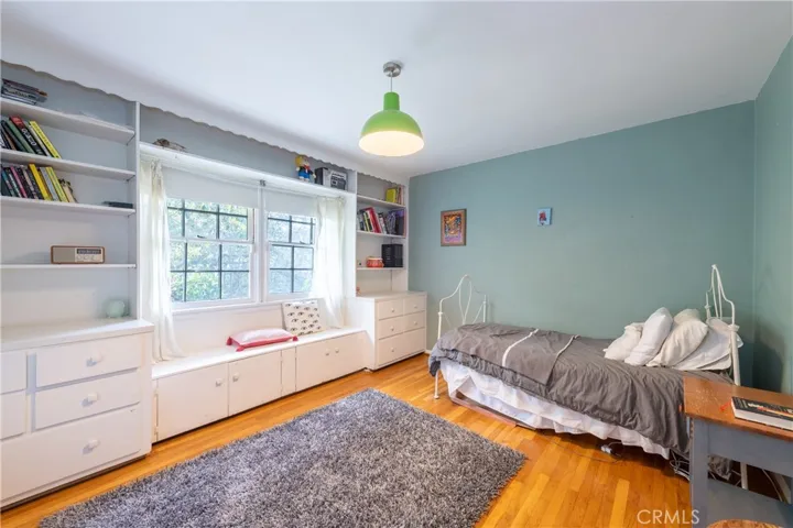 11446 Amanda Drive, Studio City, California 91604