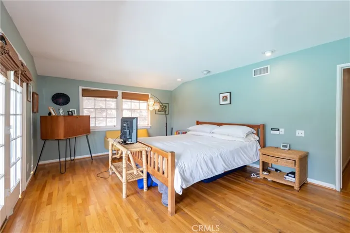 11446 Amanda Drive, Studio City, California 91604
