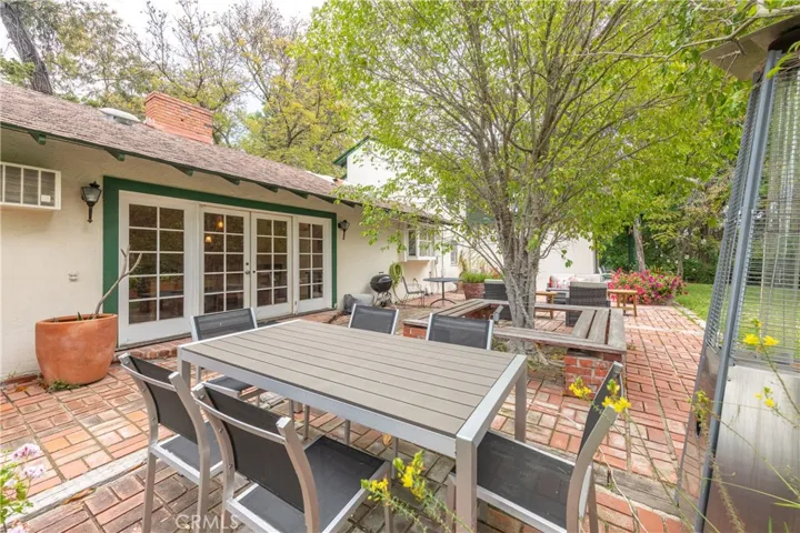 11446 Amanda Drive, Studio City, California 91604