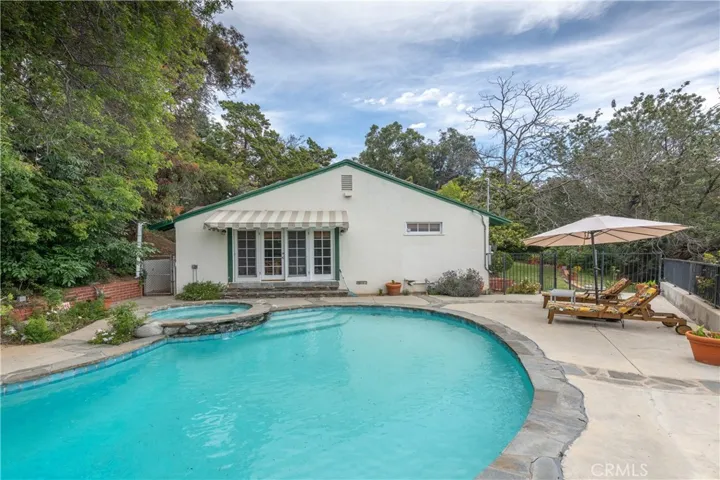 11446 Amanda Drive, Studio City, California 91604