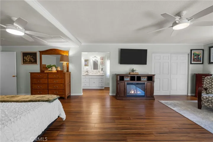 25074 Kerry Robin, Newhall, California 91321