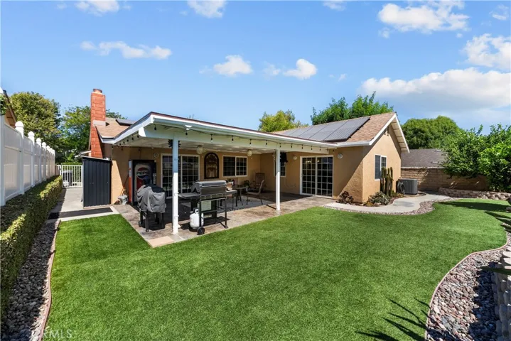 25074 Kerry Robin, Newhall, California 91321
